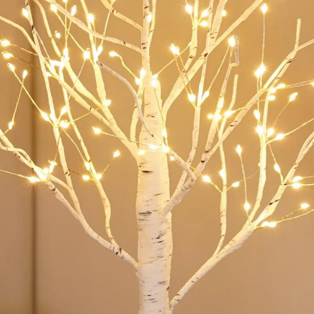 LumiTree: LED Light up Tree